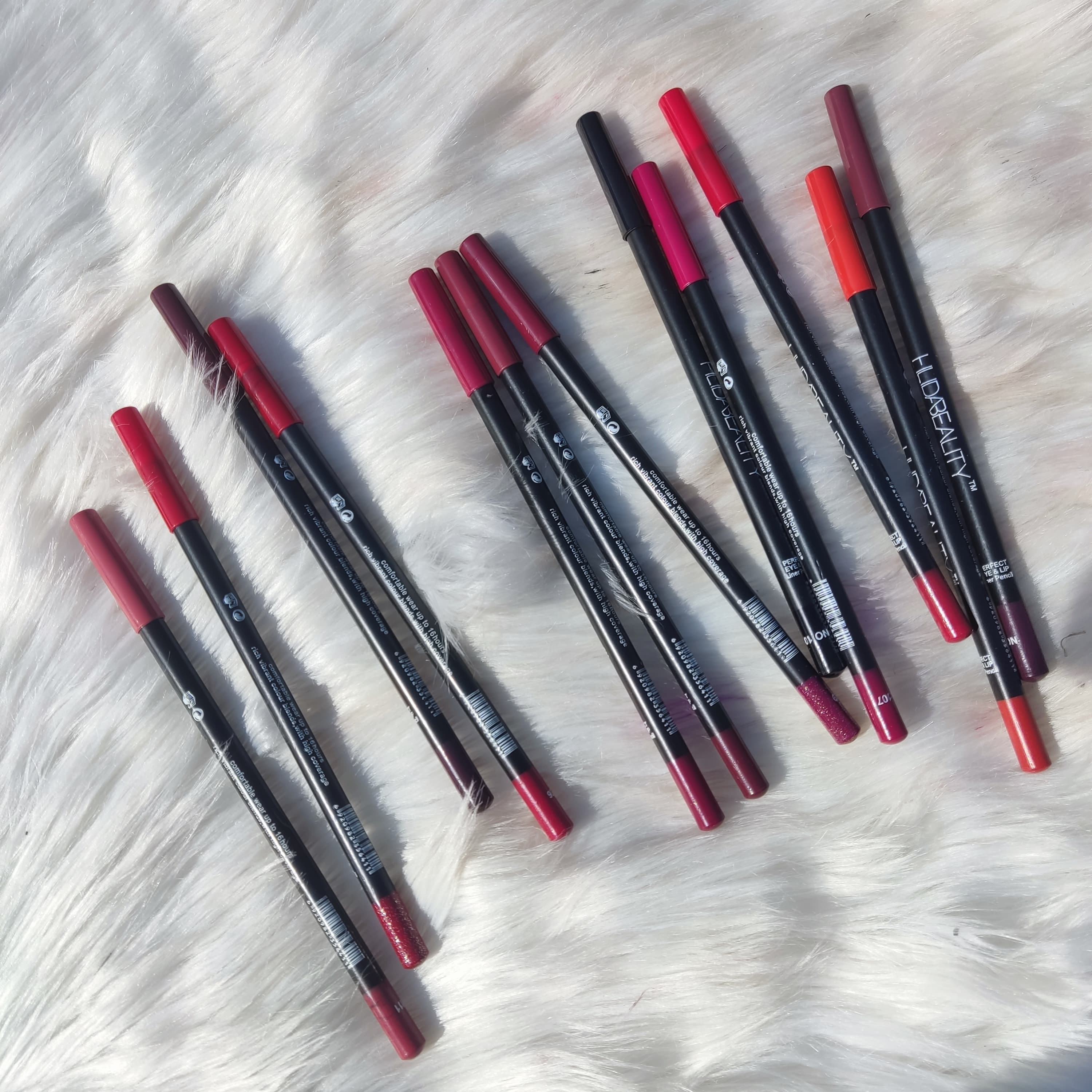 HUDA BEAUTY LIP LINER