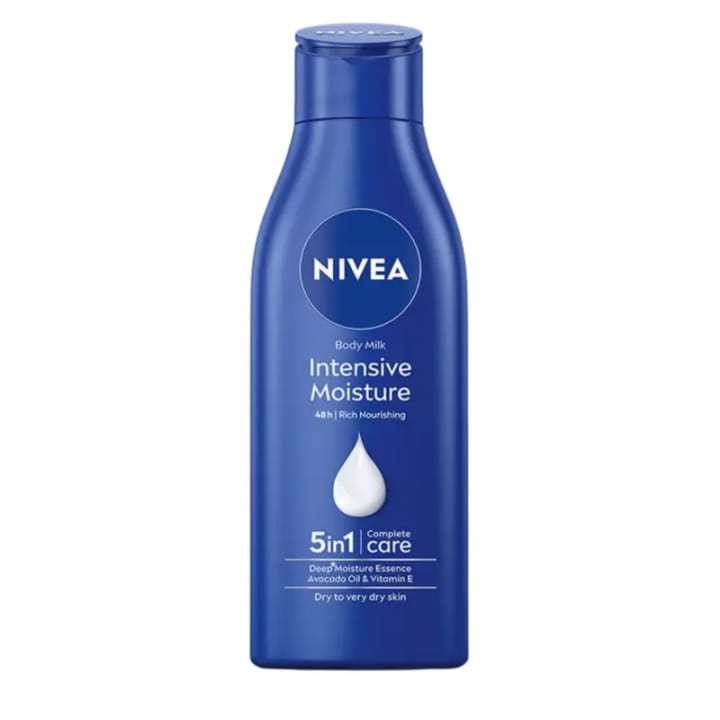 NIVEA INTENSIVE MOISTURIZER